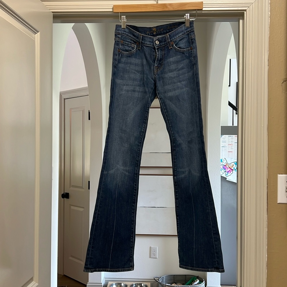 7 for all mankind boot cut jeans - size 24